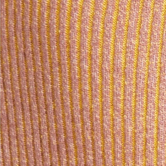 Isa Boulder Top - Picture 11 of 12